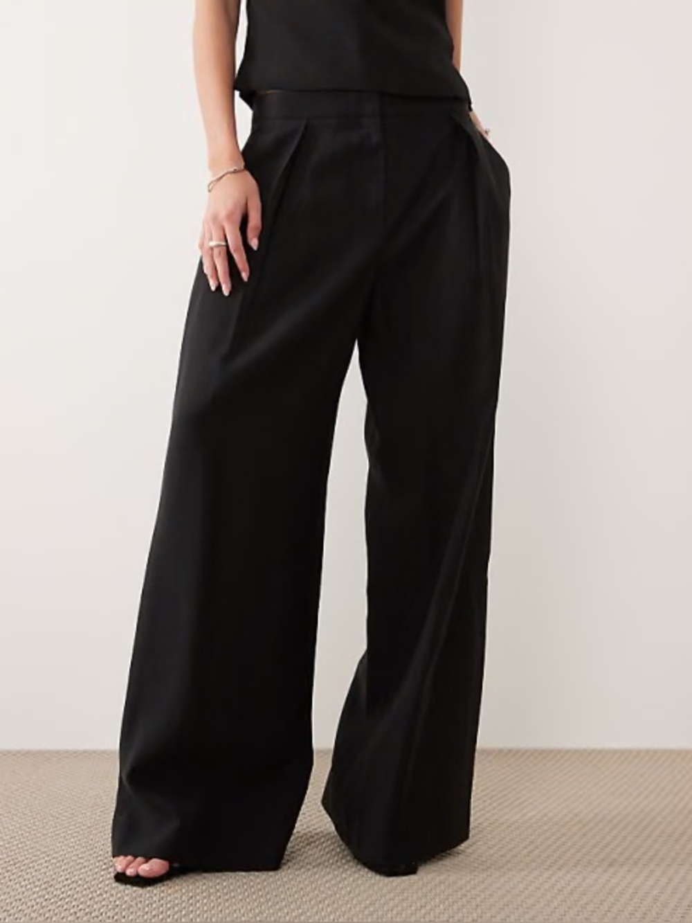 French Connection Satin Wide Leg Tailored Trouser Pants, Black – Size 6